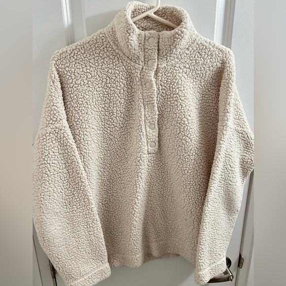 Aerie Women’s White Sherpa Fleece 1/4 Button Up Sweater - Size S - Picture 2 of 8